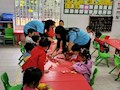 财经与物流管理学院学生党支部走进银鸥社区开展“不忘初心、牢记使命”主题教育暨爱心送学服务活动