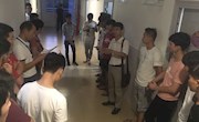 贴心！电信学院领导和老师深入宿舍慰问新生