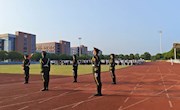 电子信息工程学院举行“青春心向党，国庆展风华”主题升旗仪式