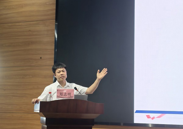 我校举办博雅·素质大讲堂之“技能强国，技能报国”专题讲座