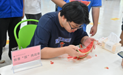 “一瓜解‘暑’，双选‘职’达”——机电工程学院夏日清凉活动暖人心