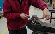 【红色正能量】甘做基石，默默奉献——记柳职好党员、机电工程学院韦江波老师