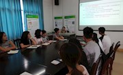 贸易与旅游管理学院喜迎2018级小萌新报到率历史性突破