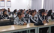 贸易与旅游管理学院召开学生思想调研座谈会