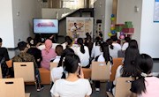 贸旅学院成功举办英语角活动，师生共聚提升语言魅力