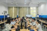 ?创新驱动发展，技术赋能育人——我校举办第三期辅导员研习坊资助育人创新实践活动