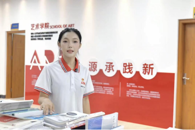 艺术学院开展毕业生党员“诵读党报强信念，青春向党启新程”主题朗读活动